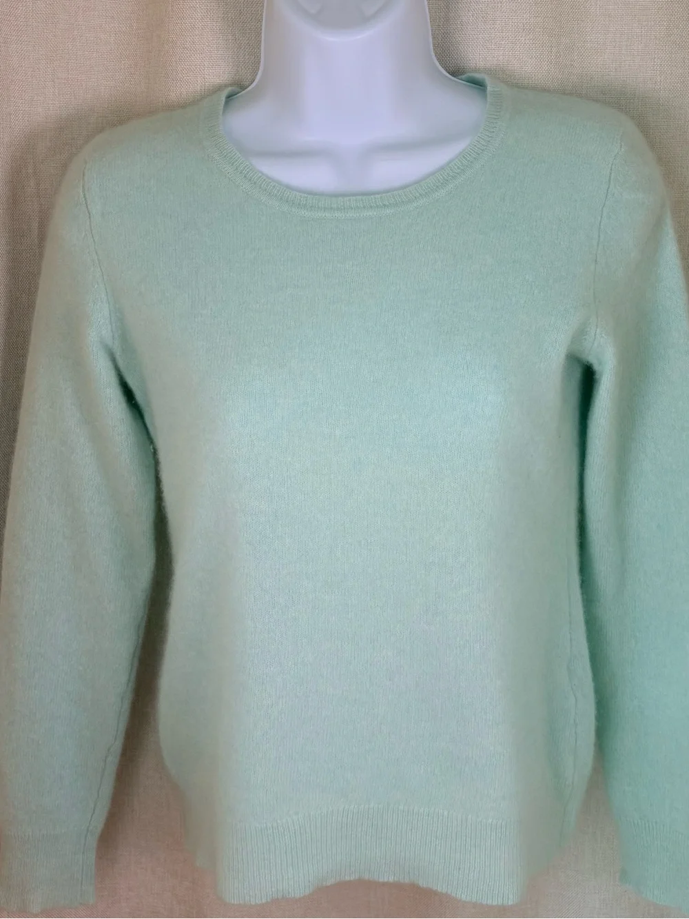 🍃 Lord & Taylor 100% Cashmere Sweater | Mint | Medium